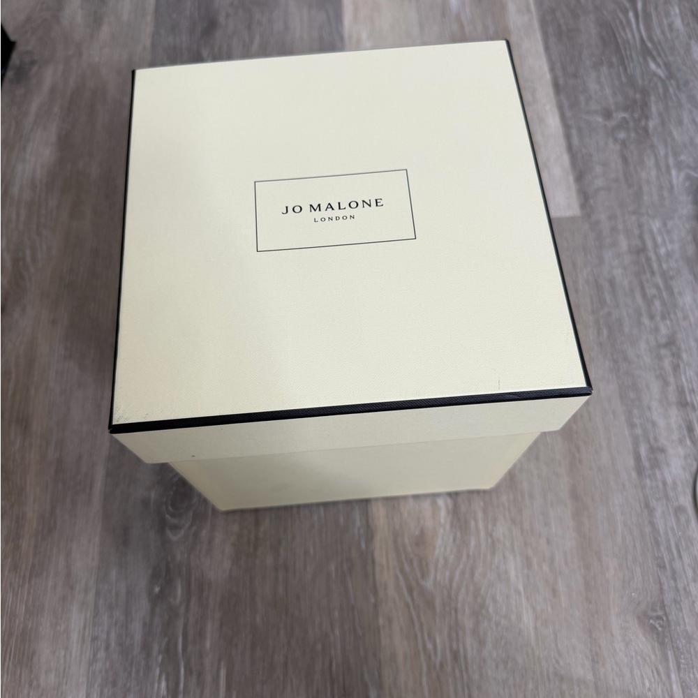 Jo Malone London Ivory Gift Box